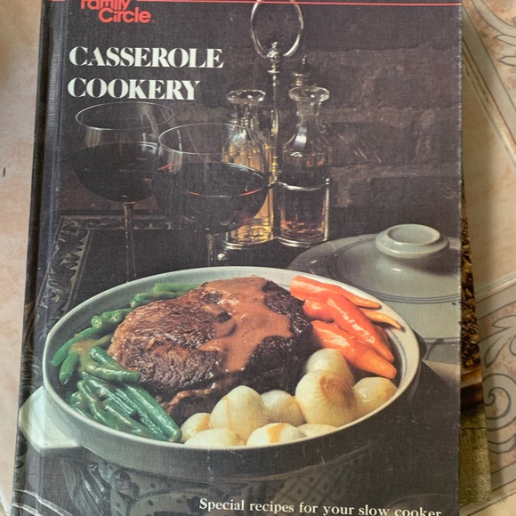 Vintage Family Circle Cookbooks - Picture 8 of 8